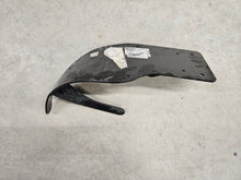Load image into Gallery viewer, 3000 Series Grain Head Skid/Shoe - 84337496