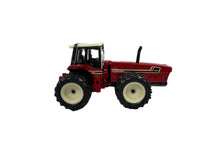 Load image into Gallery viewer, 1/64 International Harvester 3588 2+2 Tractor- Prestige