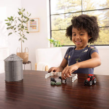 Load image into Gallery viewer, 1/64 Case IH Mini Grain Bin Set