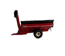 Load image into Gallery viewer, 1/64 Parker 1154 Grain Cart With Flotation Tires