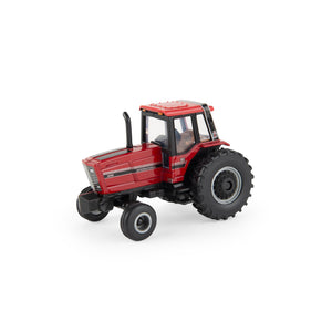 1/64 International Harvester 3288 with Cab by ERTL
