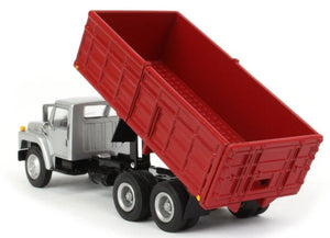 1/64 1980s International Grain Truck with Tandem Axle & Silver Cab by SpecCast