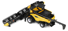 Load image into Gallery viewer, 1/64 New Holland CR11 Combine with Corn Head &amp; Draper Head, ERTL Prestige Collection

