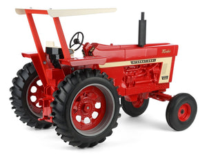 1/8 International 1066 Wide Front with Rollbar and Canopy