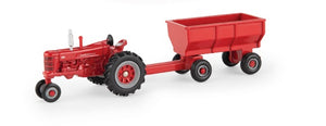 1/64 Farmall® 400 with Flarebox Wagon