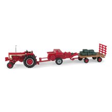 Load image into Gallery viewer, 1/32 Haying Set with International Harvester 806

