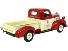 Load image into Gallery viewer, 1/25 1941 Plymouth IH Farmall Pickup
